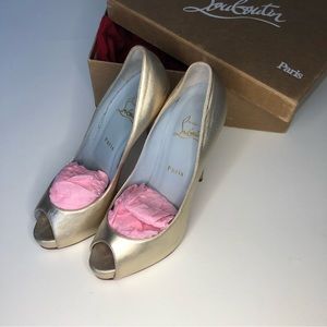 Christian Louboutin Heels w/Box + Dustbag